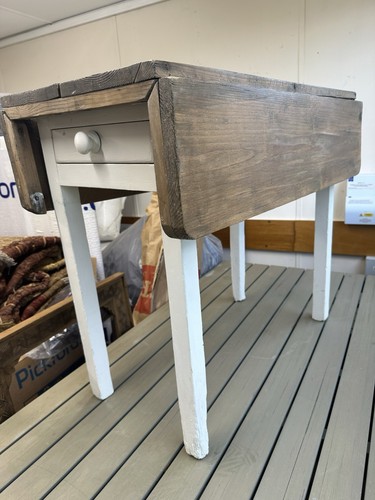 Rustic pine farmhouse - pine,